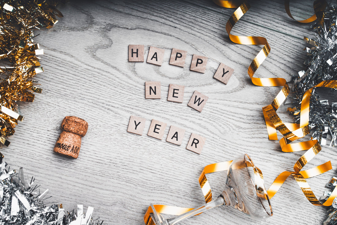 Saluti di Fine Anno: Grazie per il 2023, Benvenuto 2024!